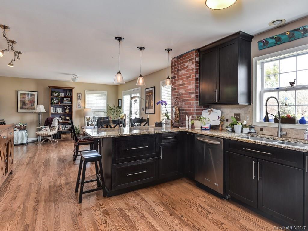 61 Dillingham Road Asheville NC 28805