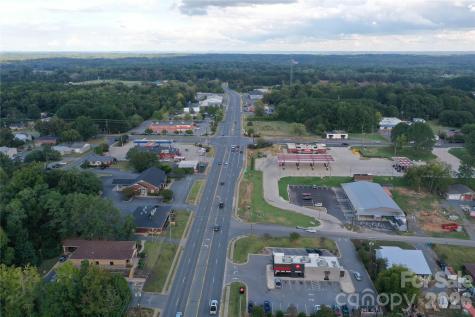 221 Amber Glen Drive Locust NC 28217
