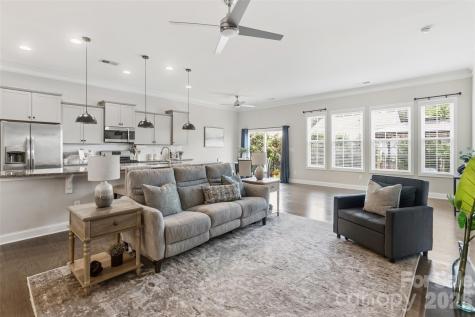 5021 Lydney Circle Waxhaw NC 28173
