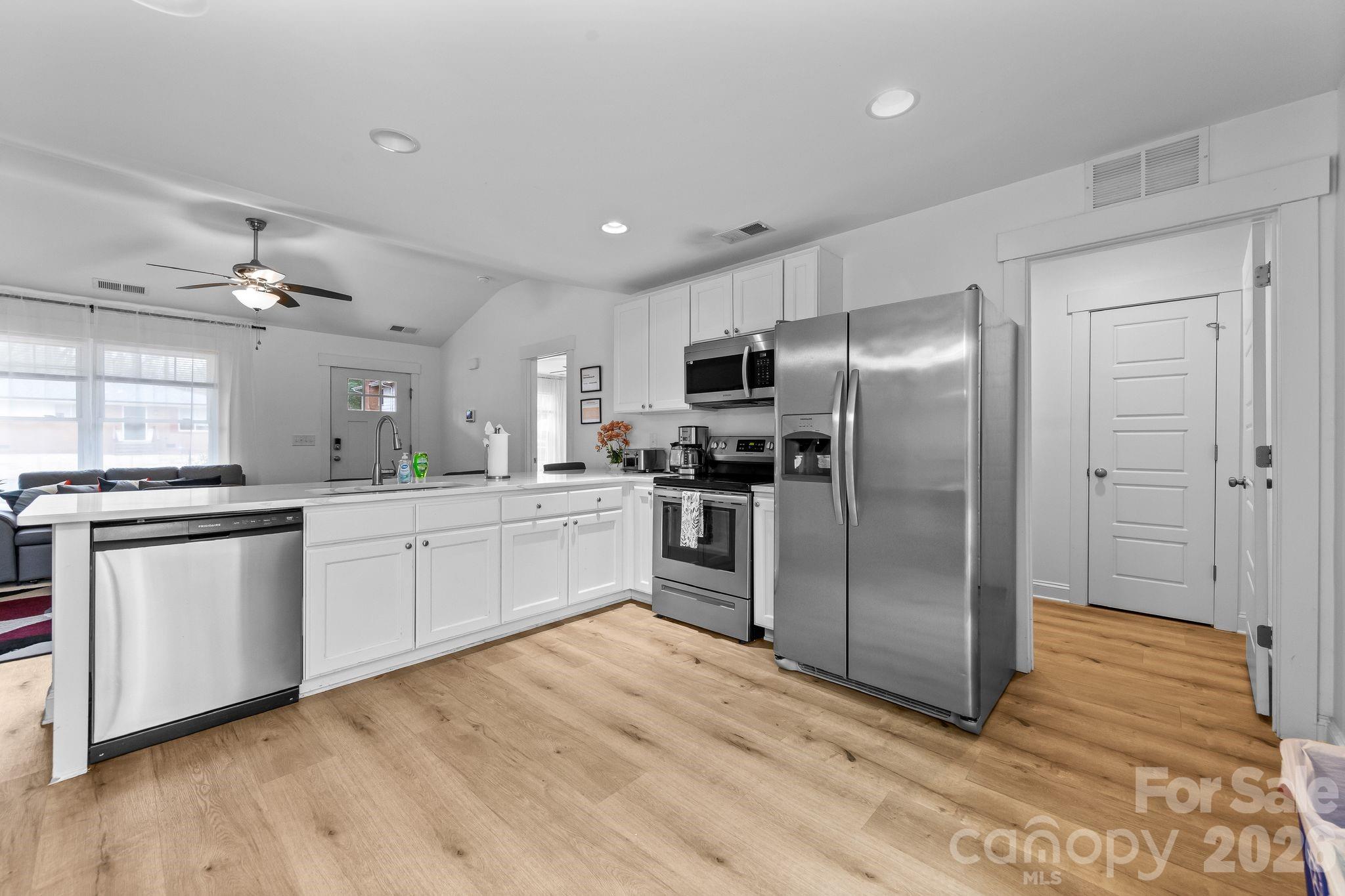 4117 Colebrook Road Charlotte NC 28215