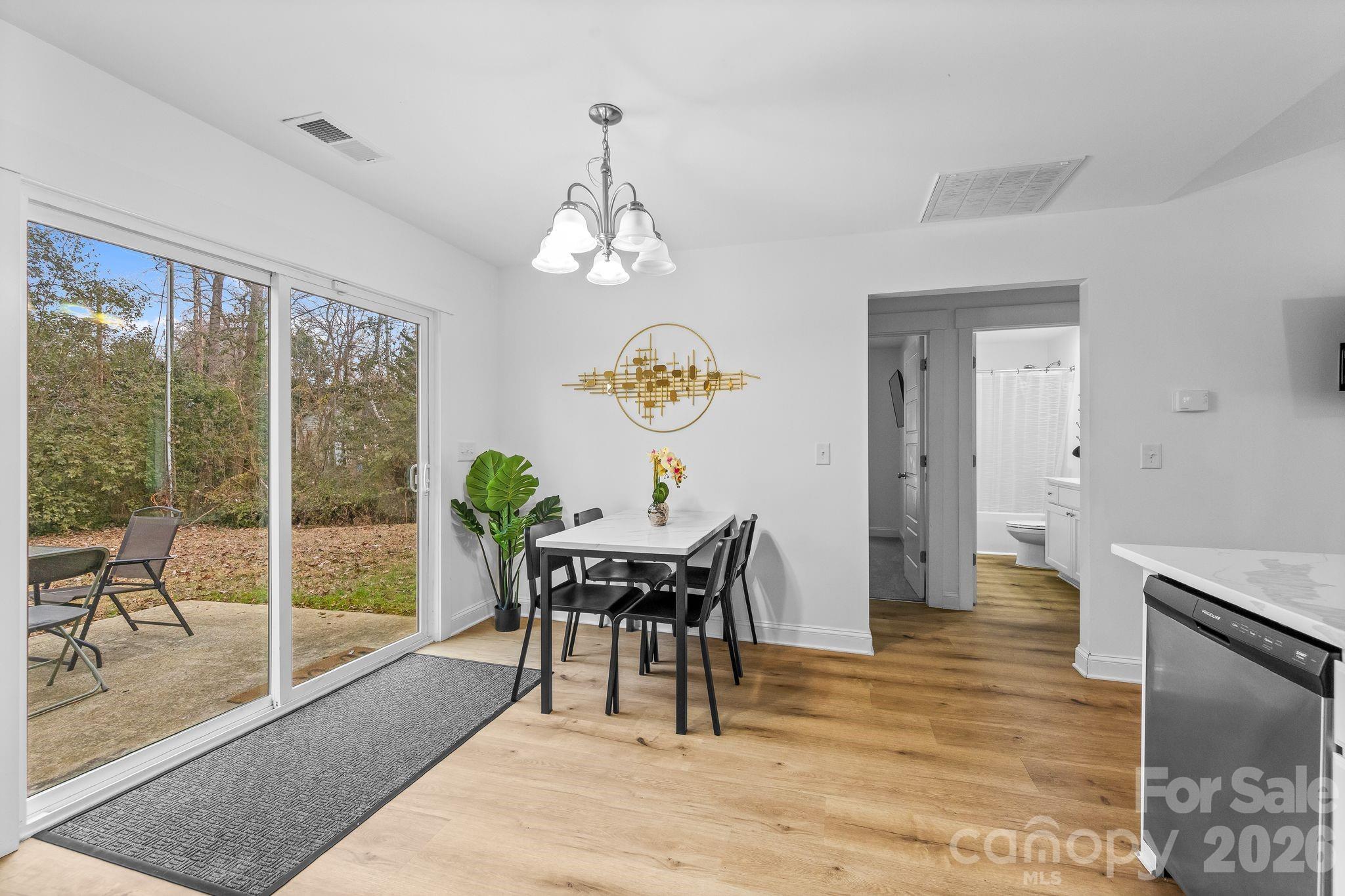 4117 Colebrook Road Charlotte NC 28215