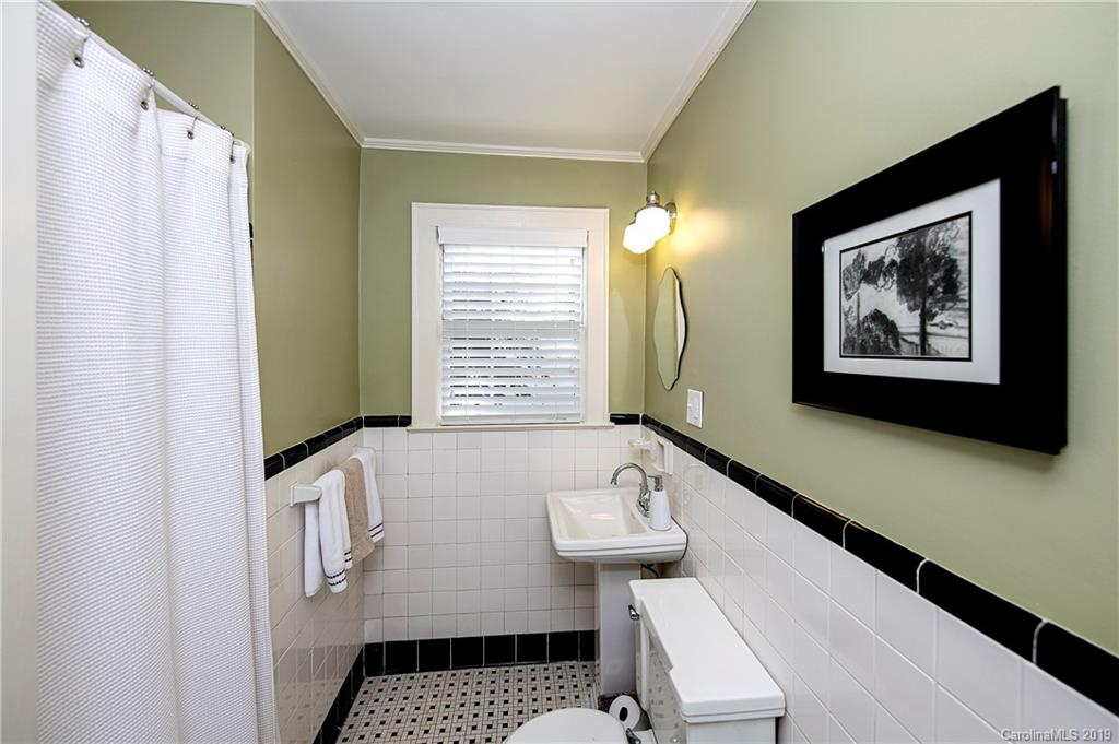 2917 Windsor Avenue Charlotte NC 28209