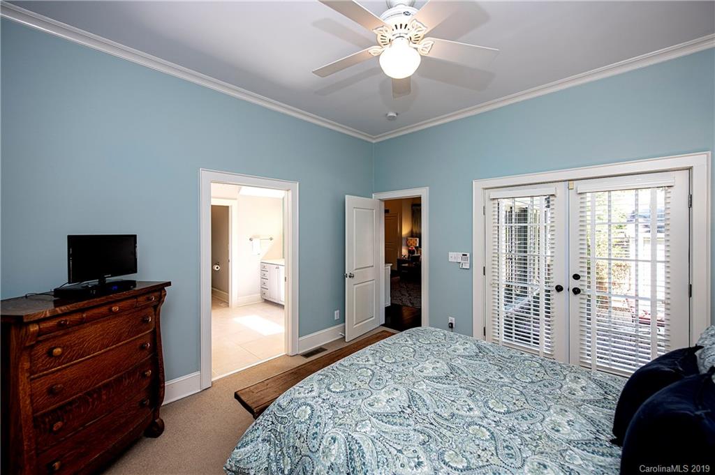 2917 Windsor Avenue Charlotte NC 28209