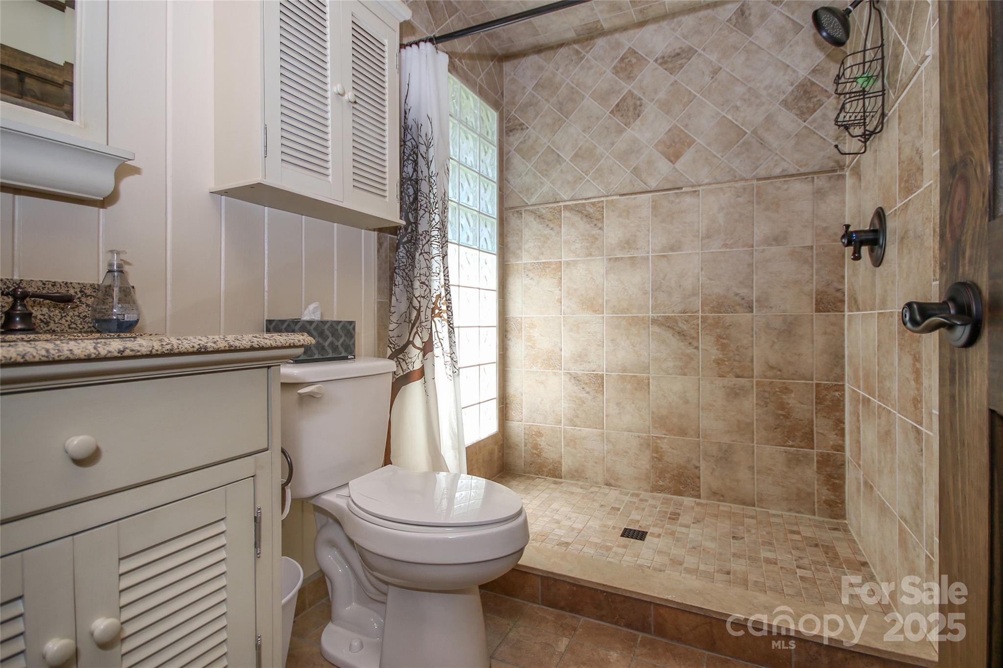 30 Creek Bend Lane Asheville NC 28805