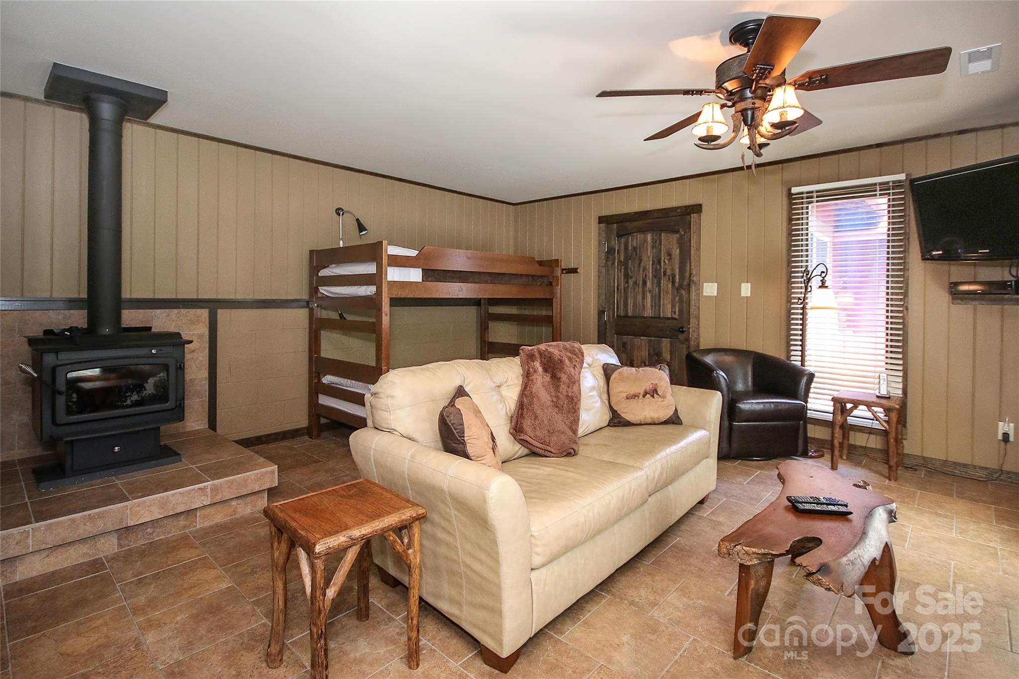 30 Creek Bend Lane Asheville NC 28805