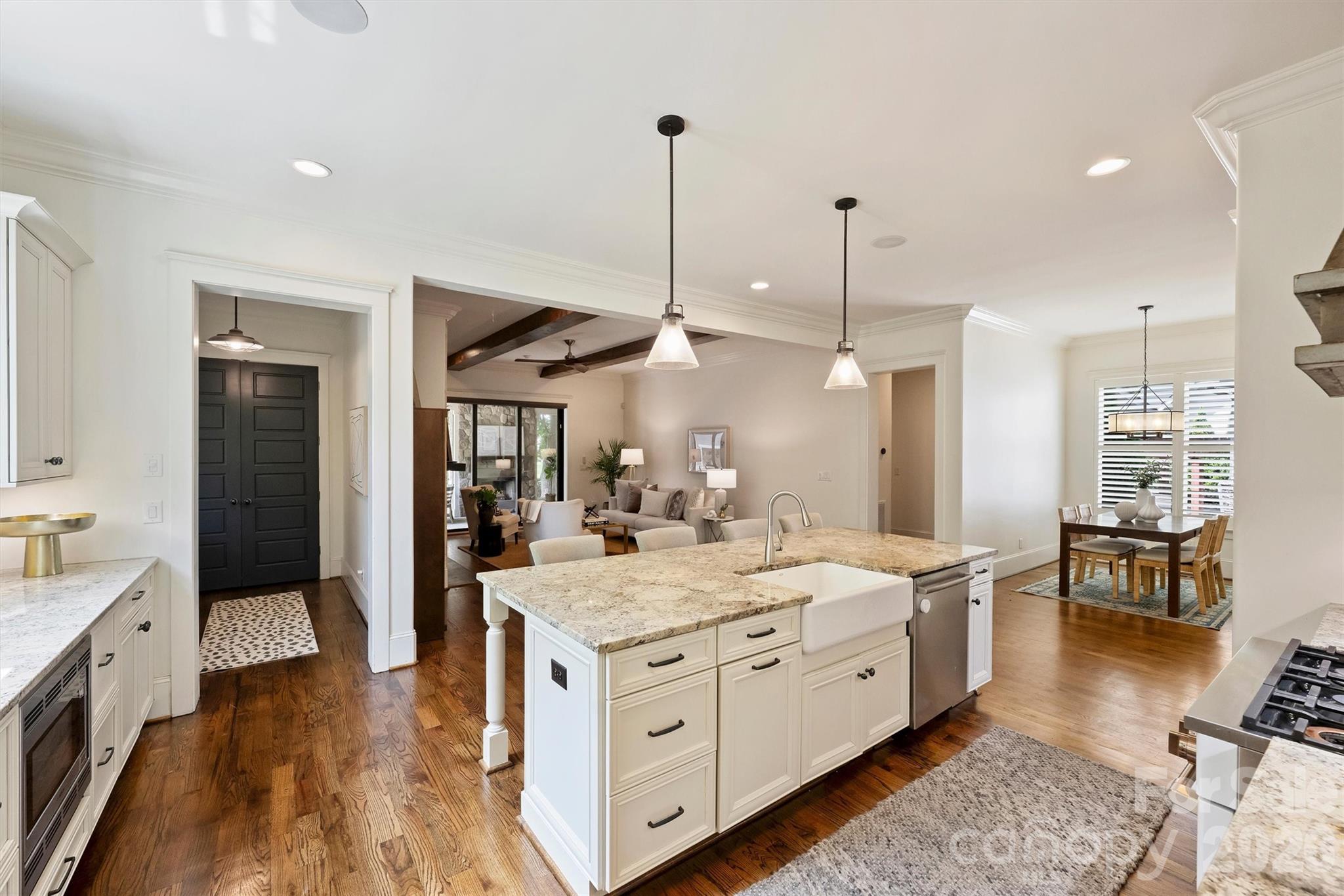 4507 Givens Way Charlotte NC 28209