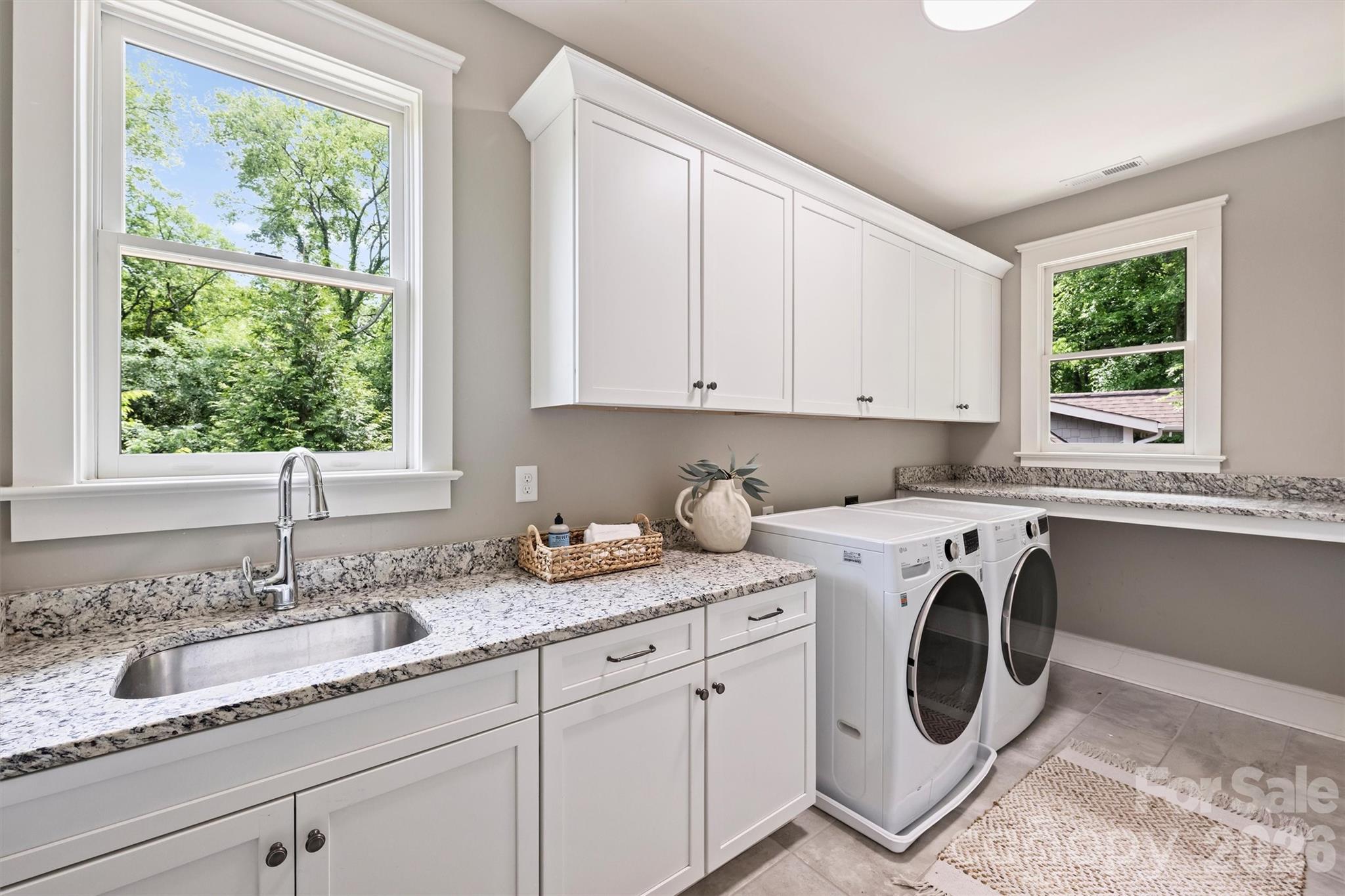 4507 Givens Way Charlotte NC 28209