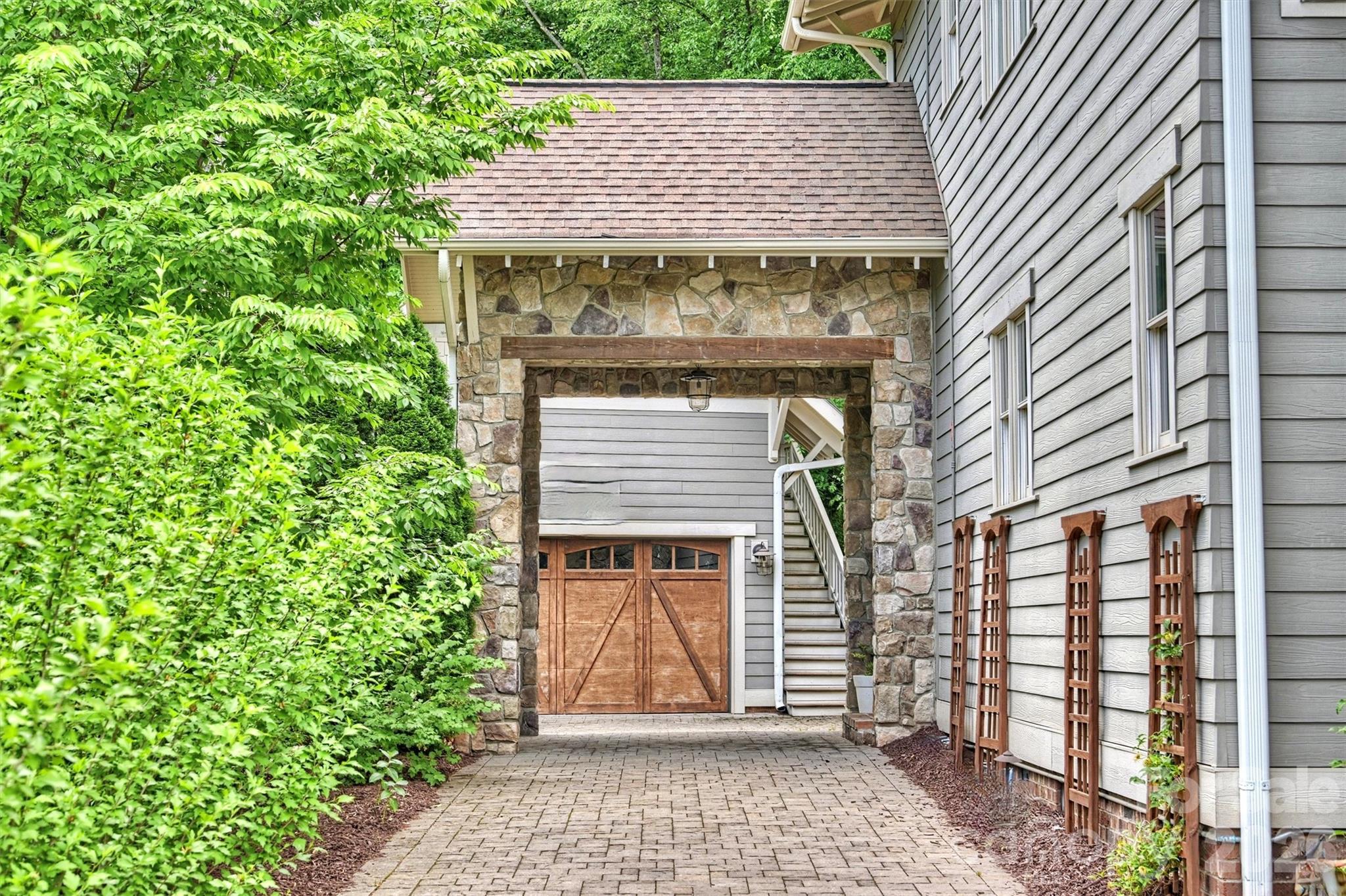 4507 Givens Way Charlotte NC 28209