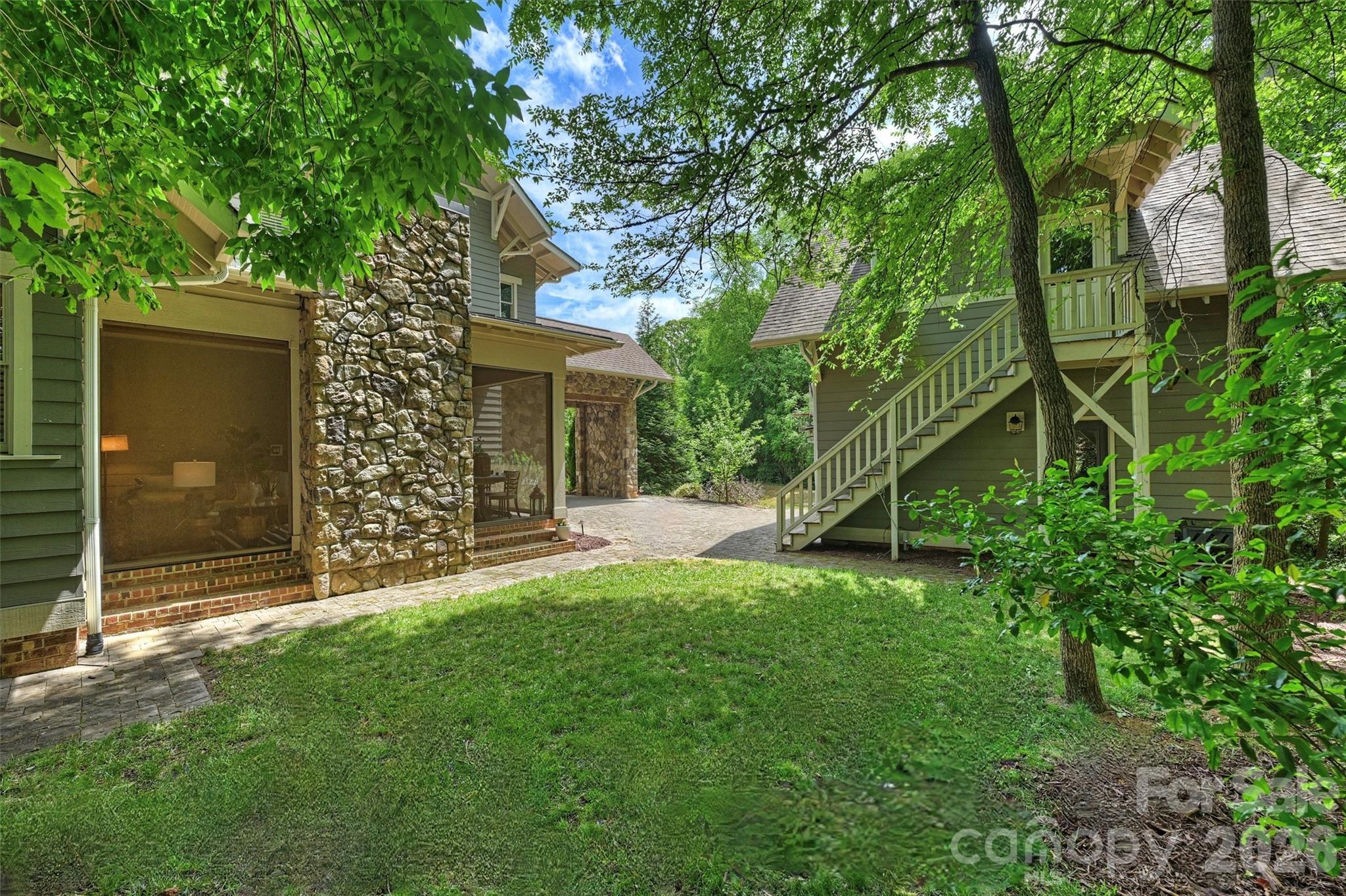 4507 Givens Way Charlotte NC 28209