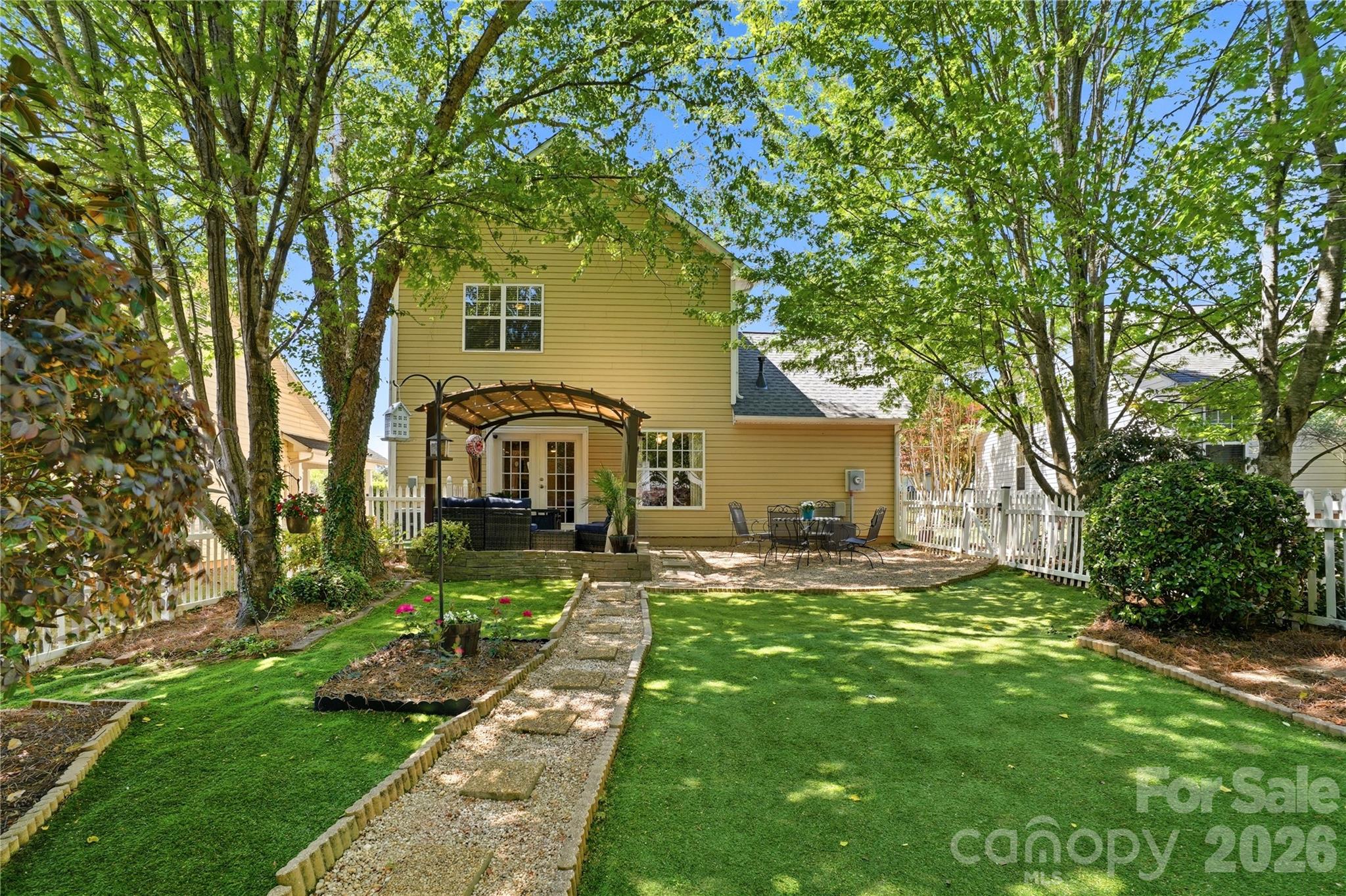 905 Matthews School Road Matthews NC 28105