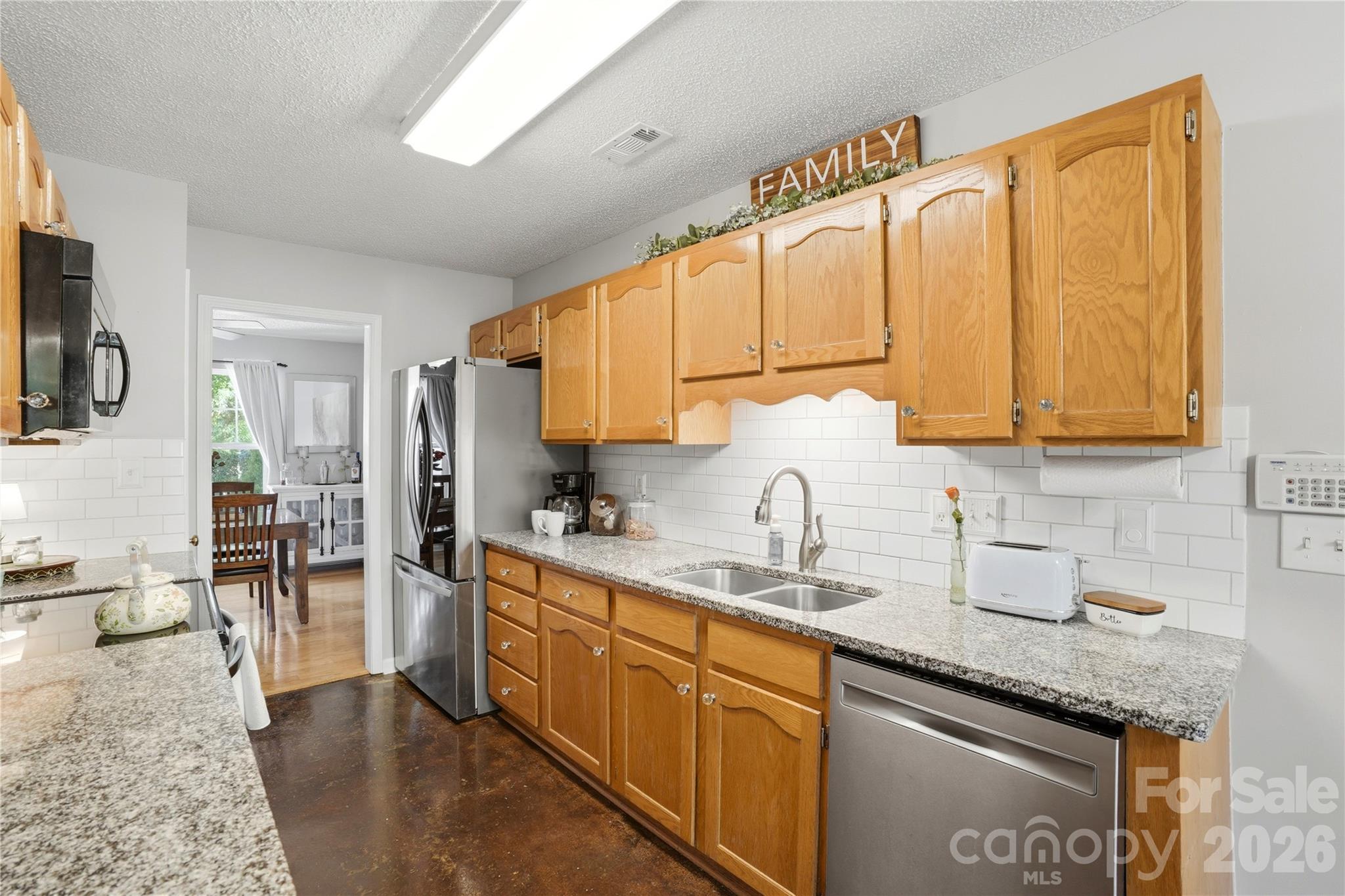 905 Matthews School Road Matthews NC 28105