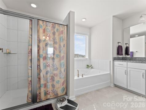108 Thornberry Road Hendersonville NC 28792
