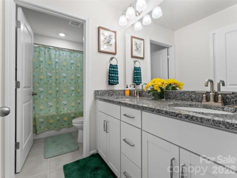108 Thornberry Road Hendersonville NC 28792