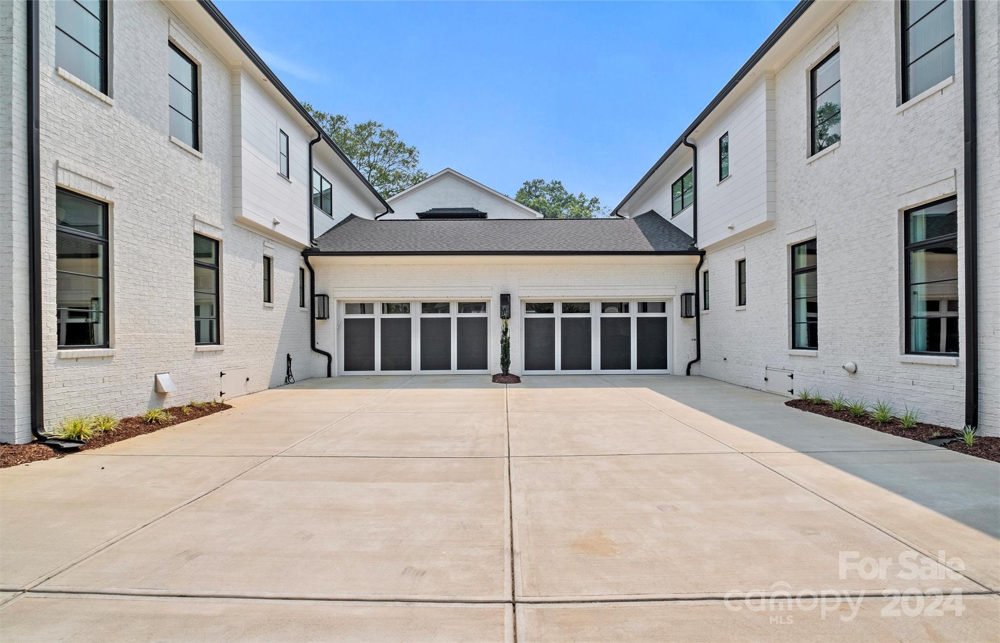 2058 Vernon Drive Charlotte NC 28211