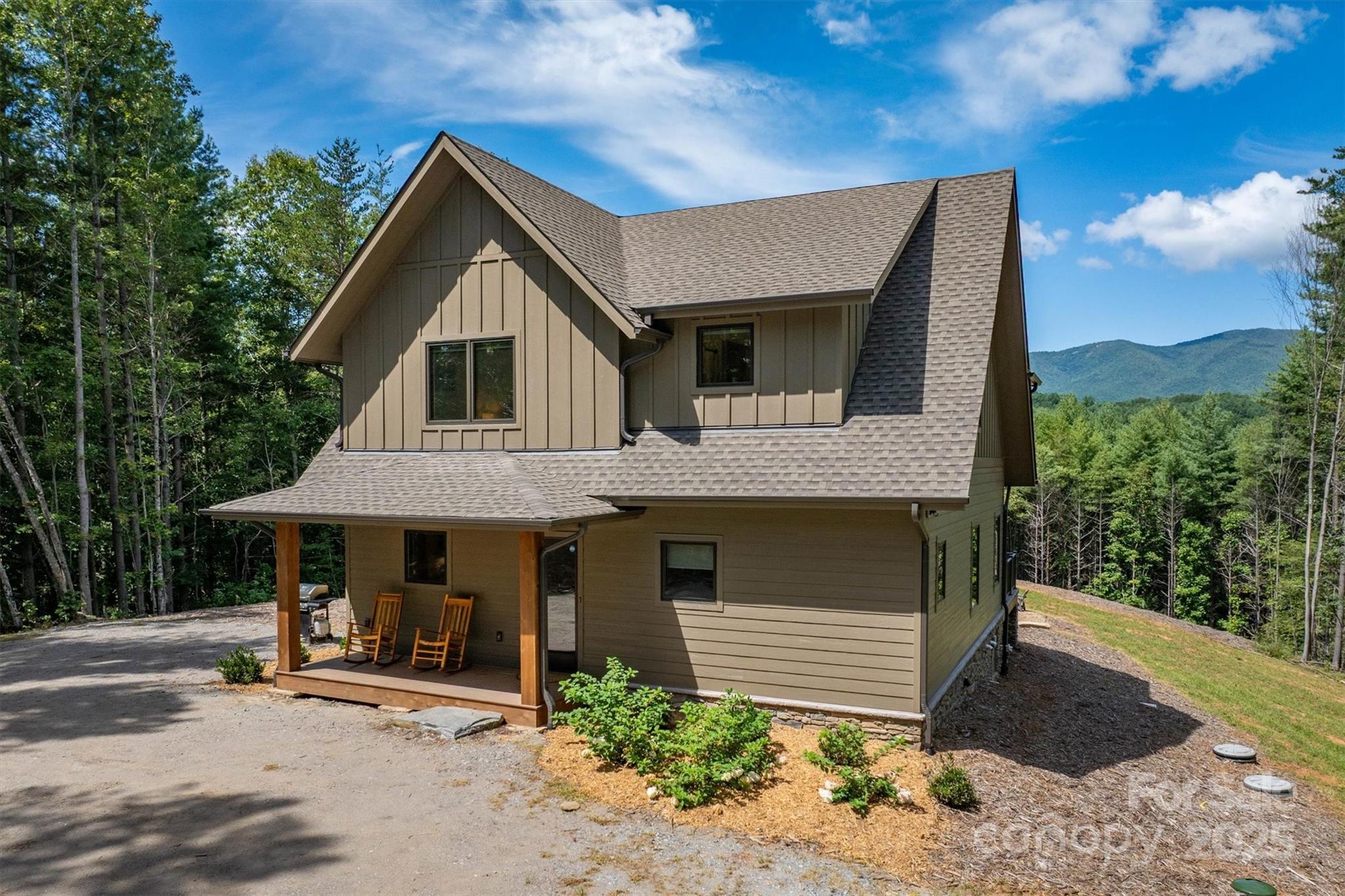 1370 Saylor Way Nebo NC 28761