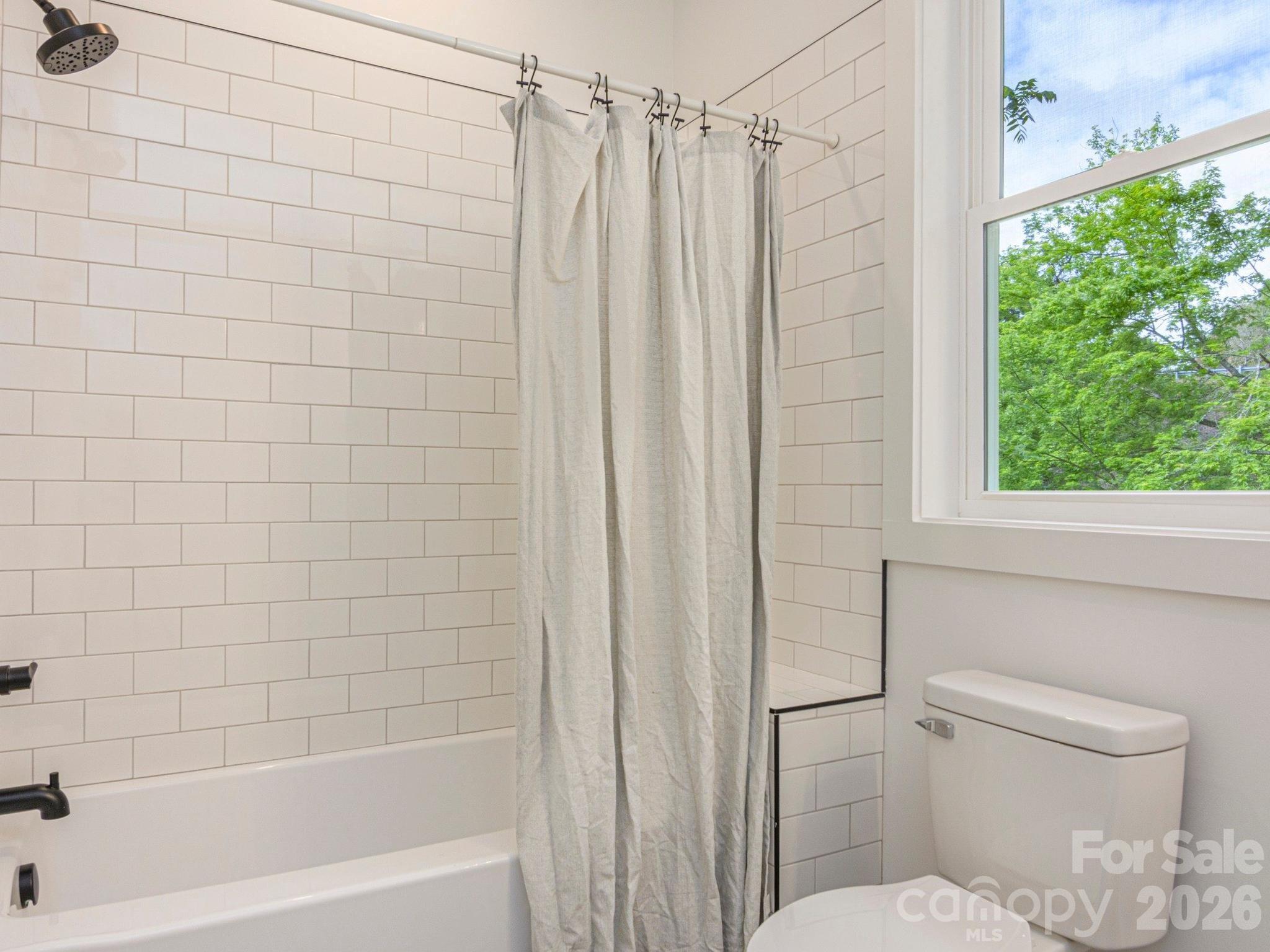 116 Shady Oak Drive Asheville NC 28803