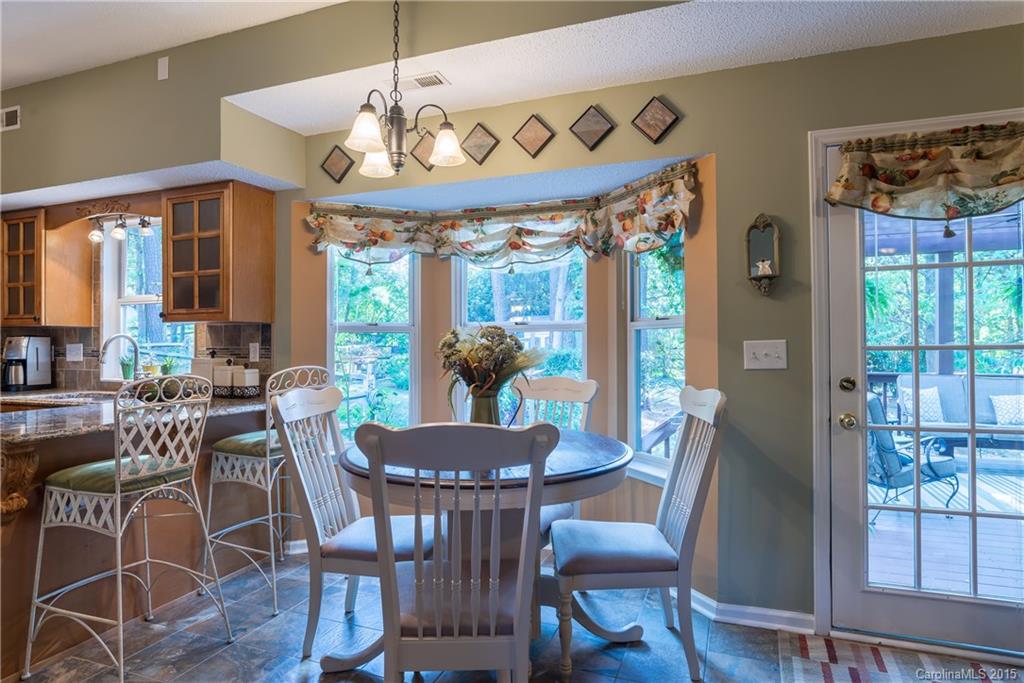 9906 Elsenham Lane Charlotte NC 28269