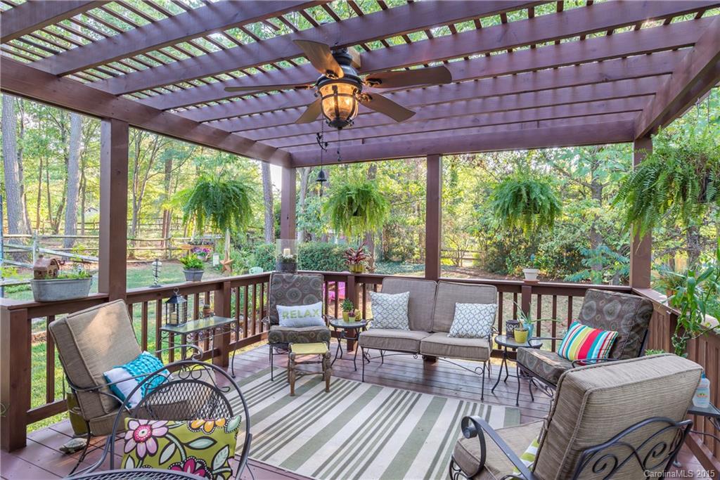 9906 Elsenham Lane Charlotte NC 28269