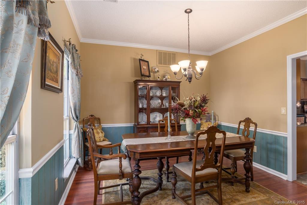 9906 Elsenham Lane Charlotte NC 28269