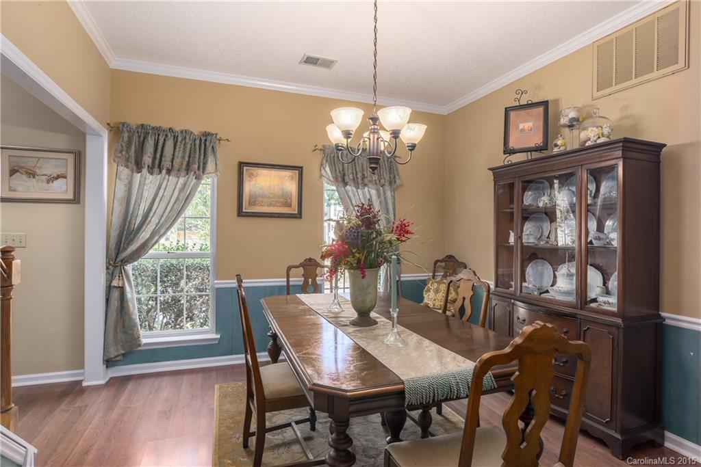 9906 Elsenham Lane Charlotte NC 28269
