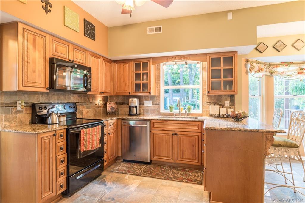 9906 Elsenham Lane Charlotte NC 28269