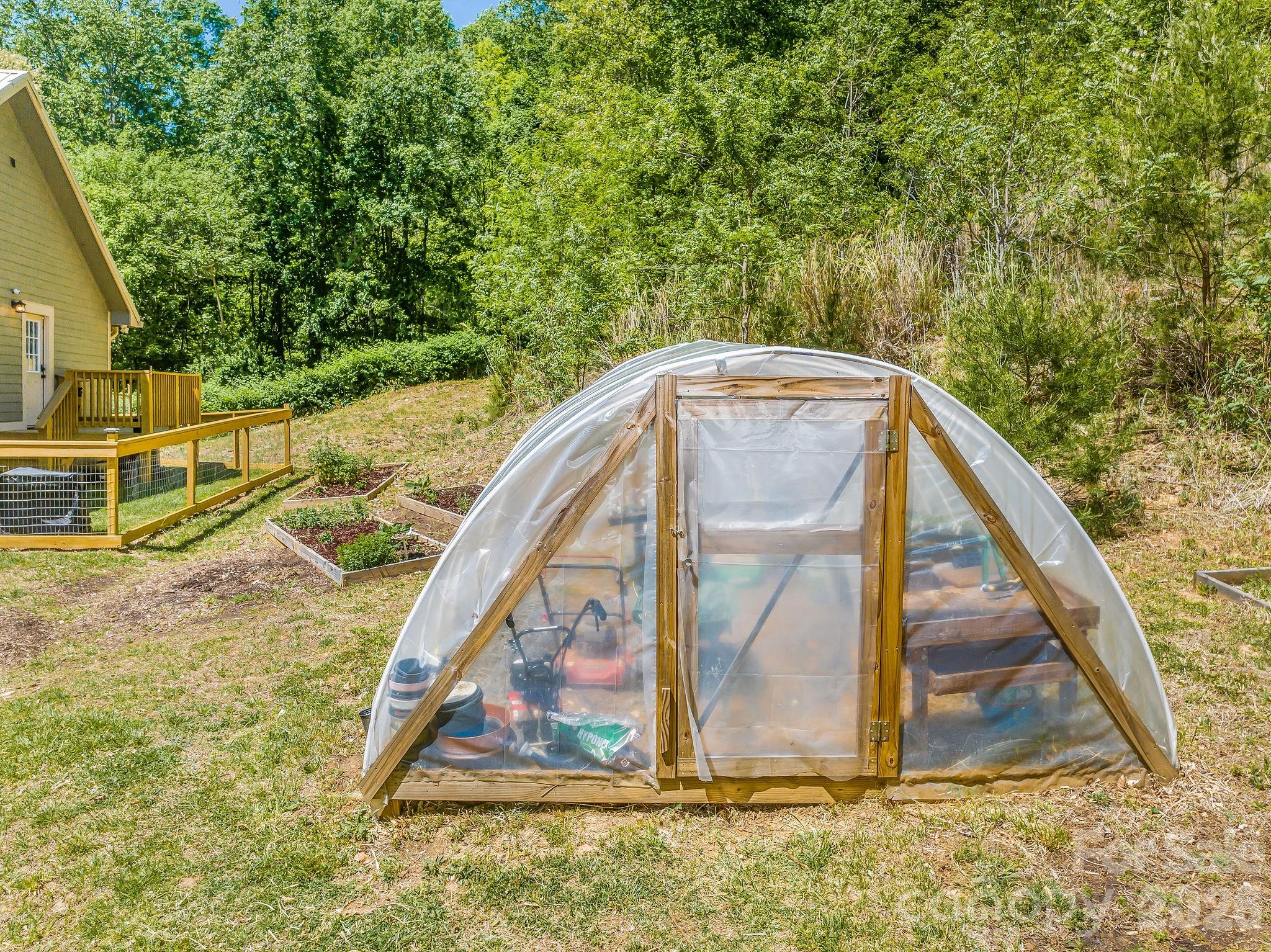 274 Poverty Branch Road Barnardsville NC 28709