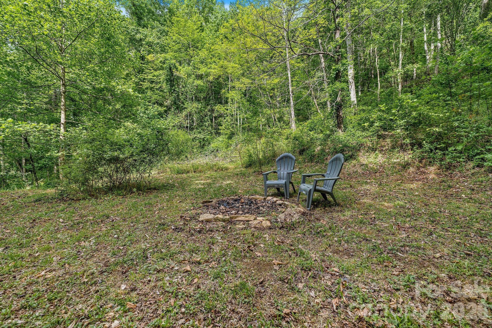 274 Poverty Branch Road Barnardsville NC 28709