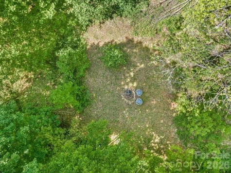 274 Poverty Branch Road Barnardsville NC 28709