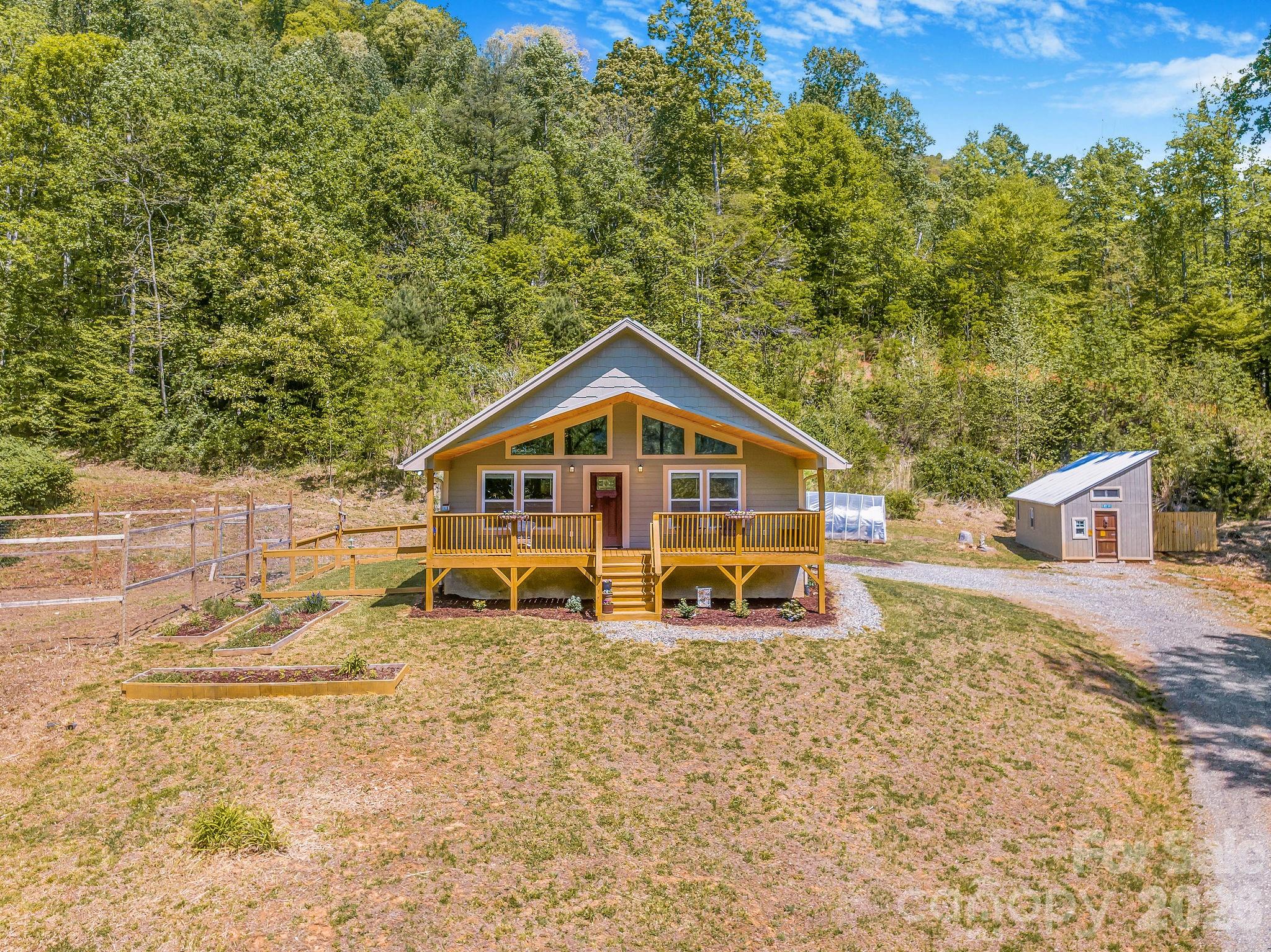274 Poverty Branch Road Barnardsville NC 28709