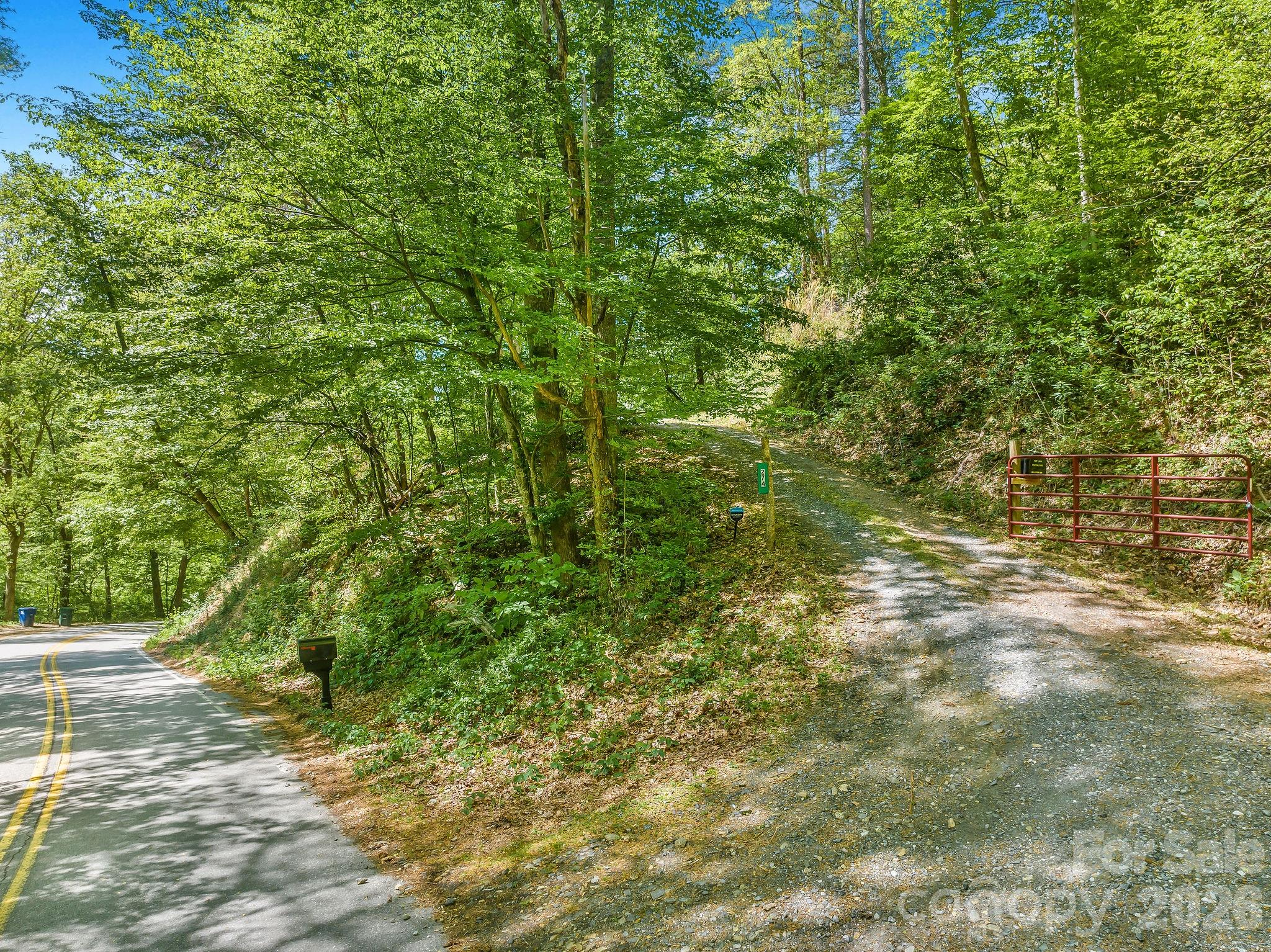 274 Poverty Branch Road Barnardsville NC 28709