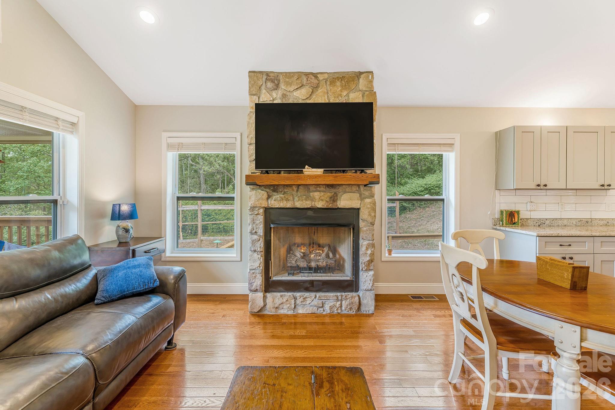 274 Poverty Branch Road Barnardsville NC 28709