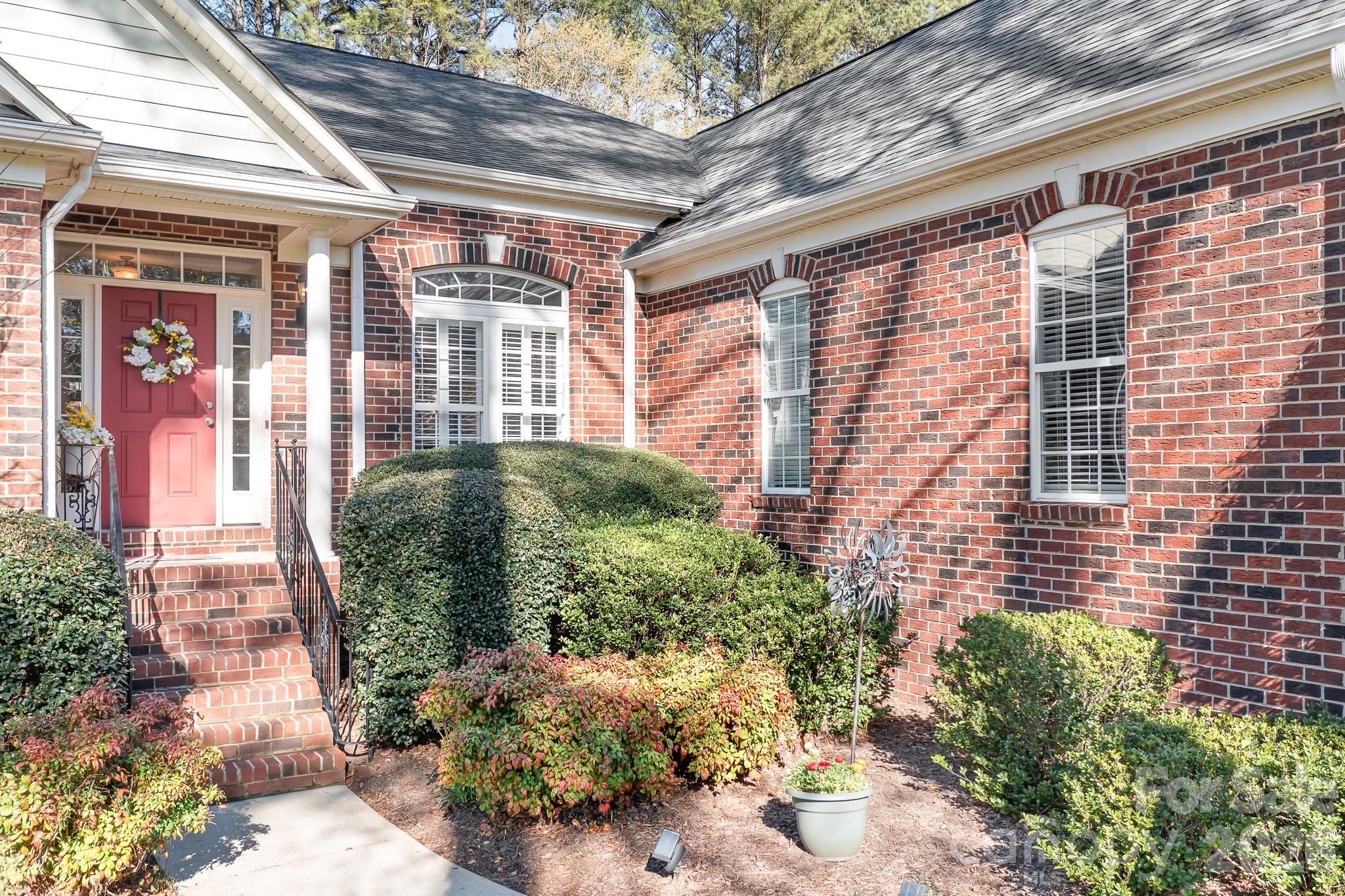 104 Kestrel Court Mount Holly NC 28120