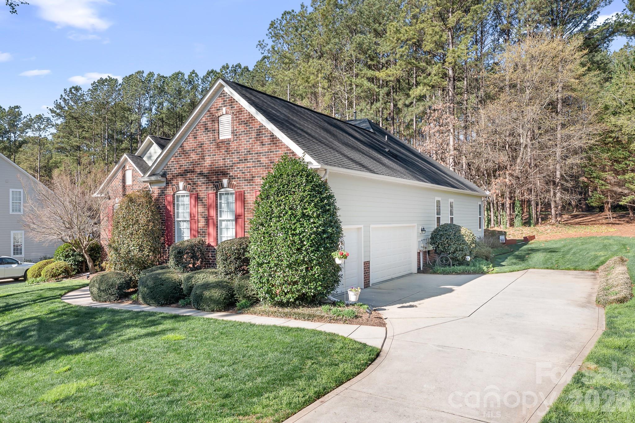 104 Kestrel Court Mount Holly NC 28120