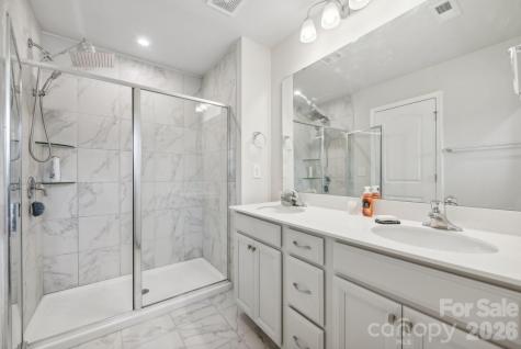 1134 Keydet Drive Charlotte NC 28216