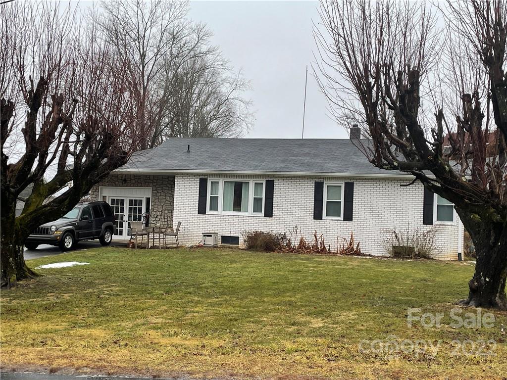 43 Broad Street Spruce Pine NC 28777