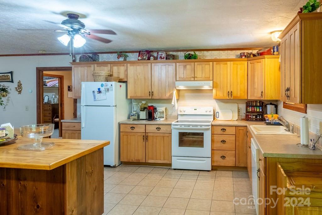 715 Anderson Creek Road Franklin NC 28734