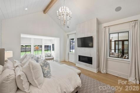 1931 Shoreham Drive Charlotte NC 28211