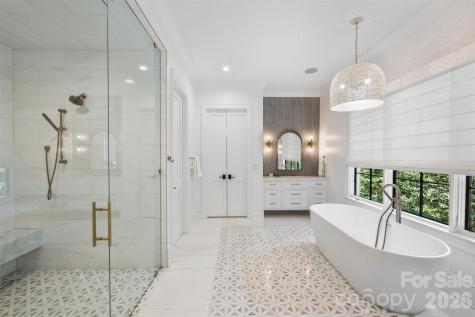 1931 Shoreham Drive Charlotte NC 28211