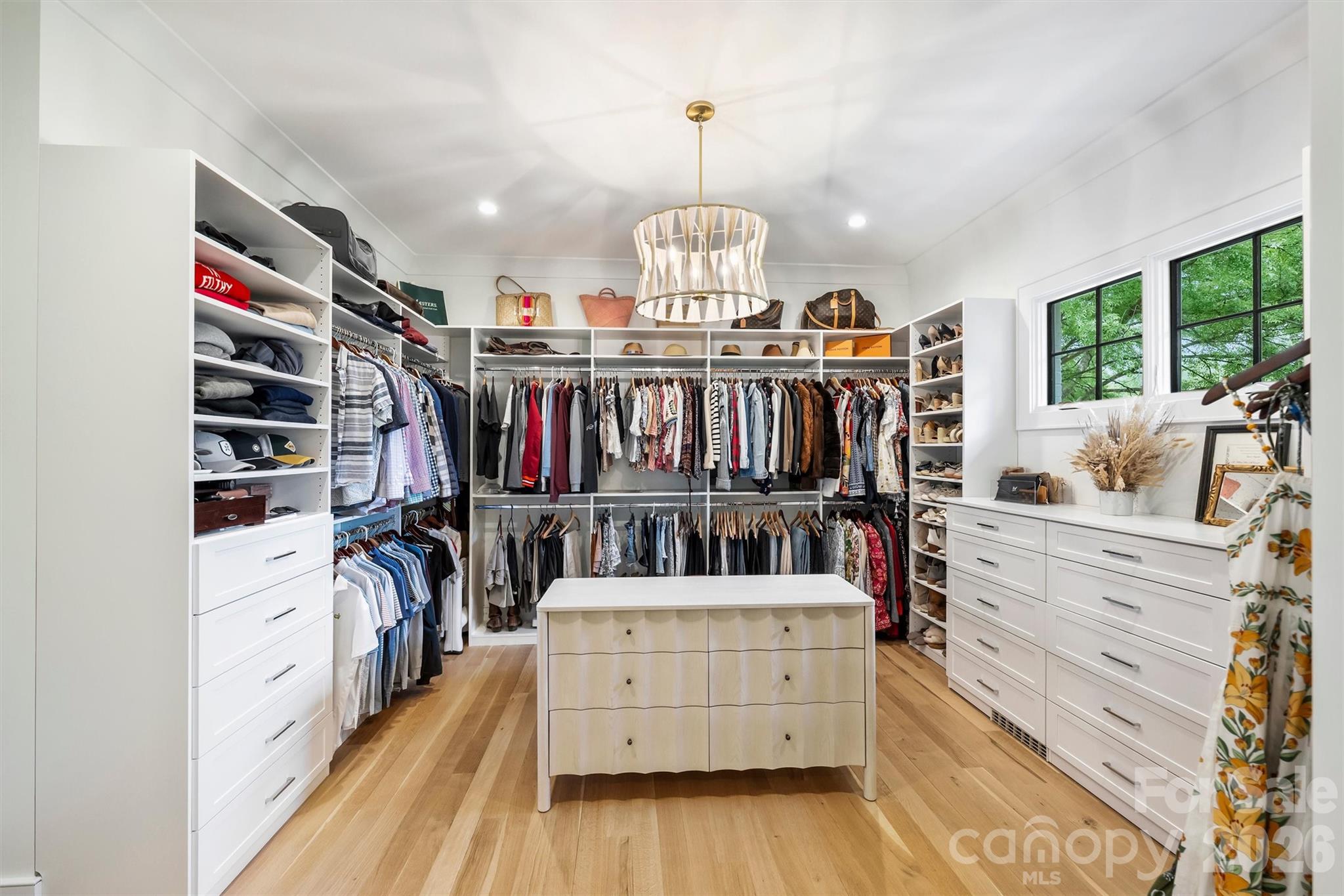 1931 Shoreham Drive Charlotte NC 28211