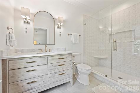 1931 Shoreham Drive Charlotte NC 28211