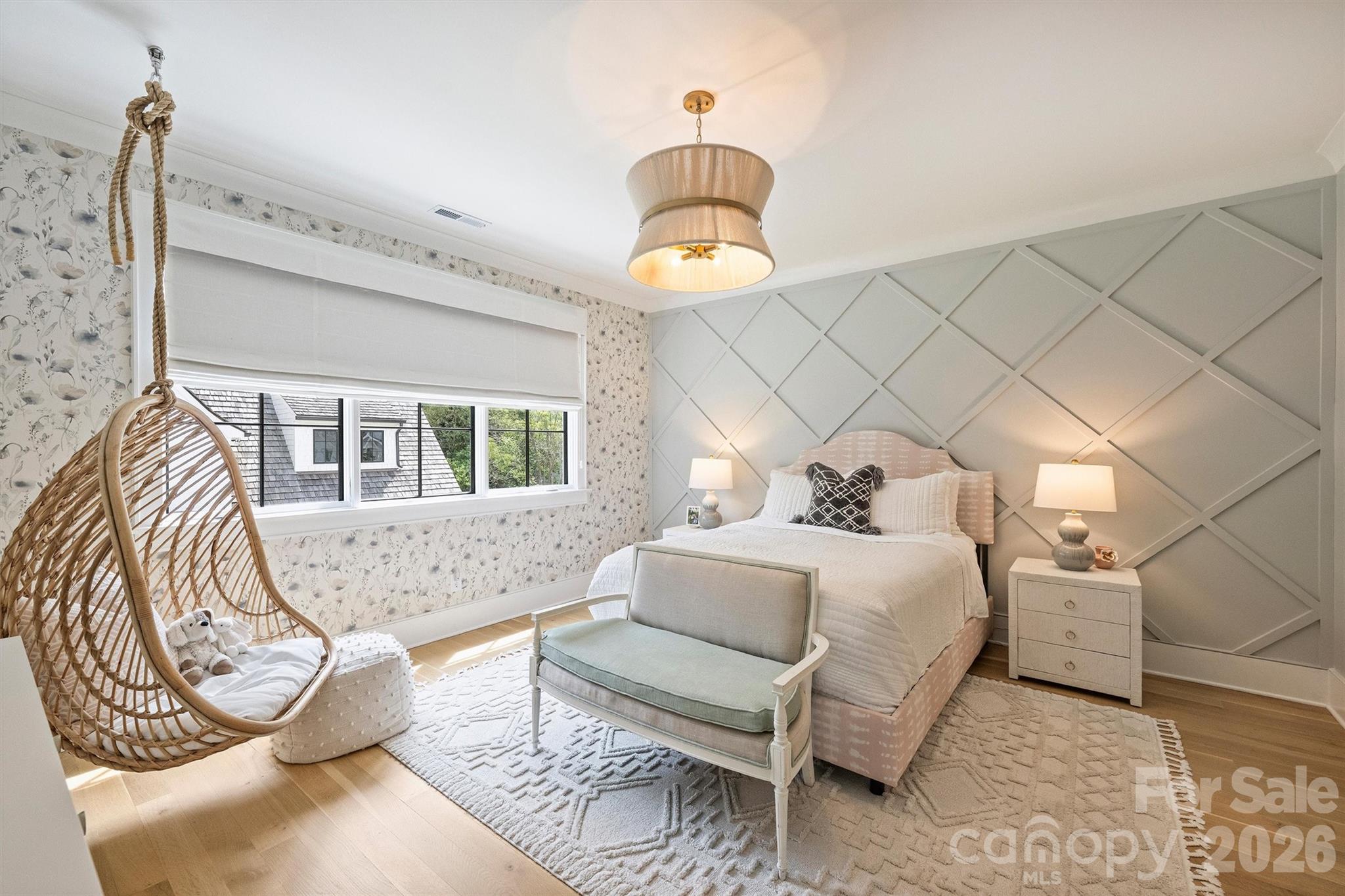 1931 Shoreham Drive Charlotte NC 28211