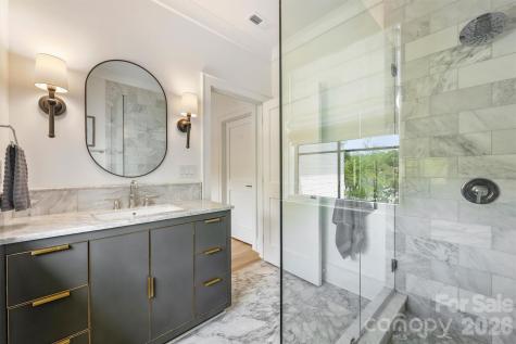 1931 Shoreham Drive Charlotte NC 28211