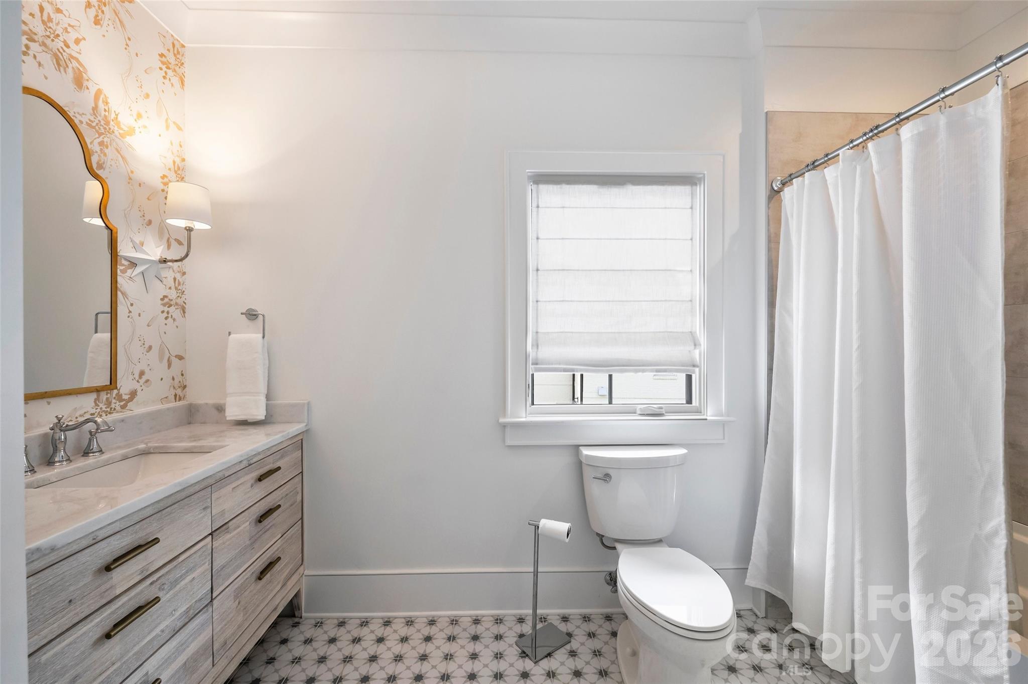1931 Shoreham Drive Charlotte NC 28211