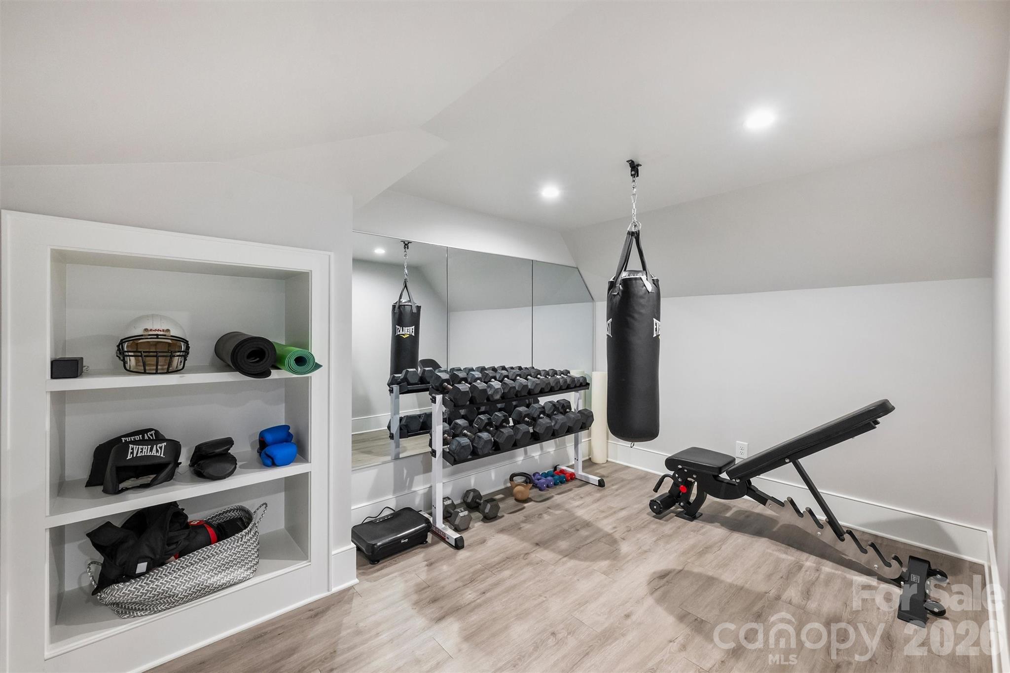 1931 Shoreham Drive Charlotte NC 28211