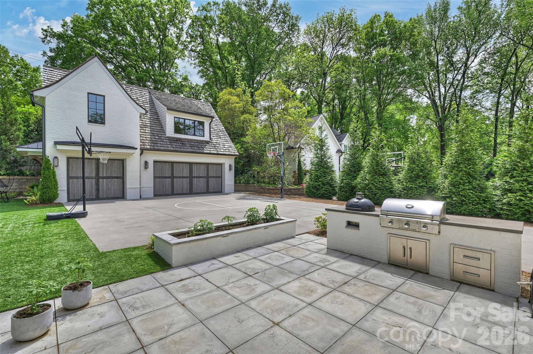 1931 Shoreham Drive Charlotte NC 28211