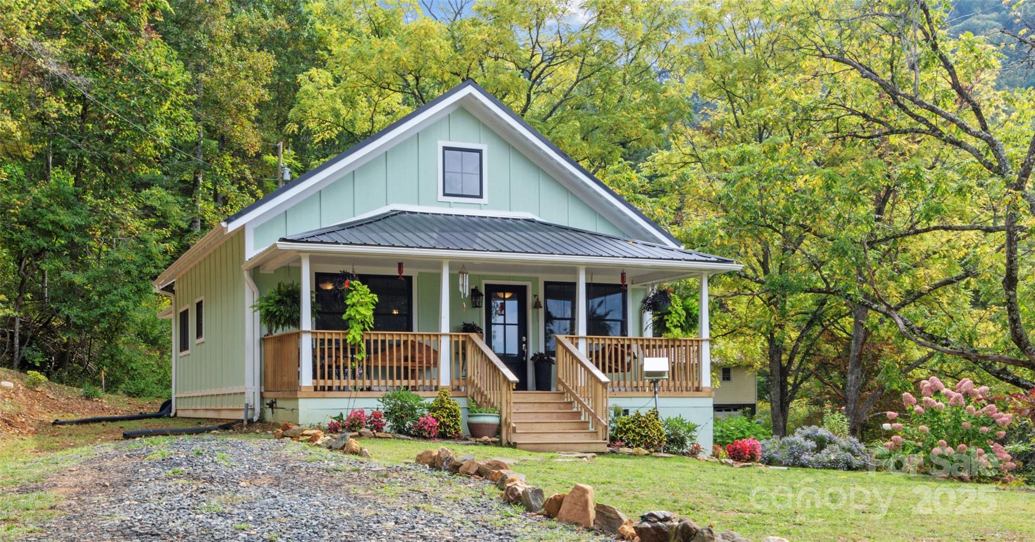 407 Terrell Drive Bakersville NC 28705