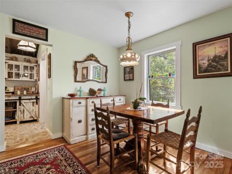 407 Terrell Drive Bakersville NC 28705