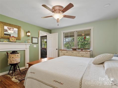 407 Terrell Drive Bakersville NC 28705