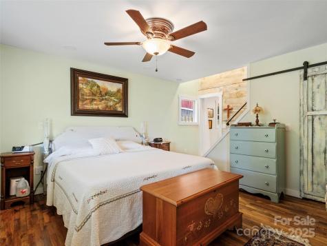 407 Terrell Drive Bakersville NC 28705