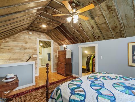 407 Terrell Drive Bakersville NC 28705